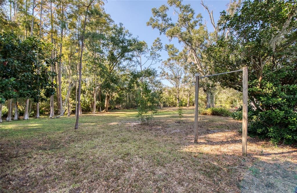 For Sale: $445,000 (5 beds, 2 baths, 1685 Square Feet)