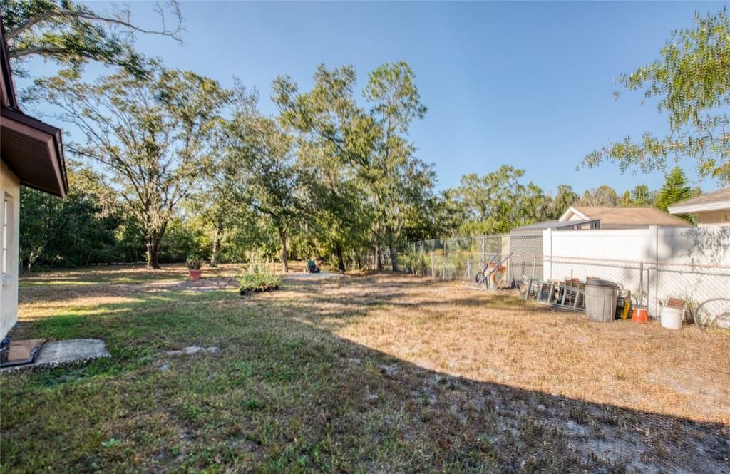 For Sale: $445,000 (5 beds, 2 baths, 1685 Square Feet)