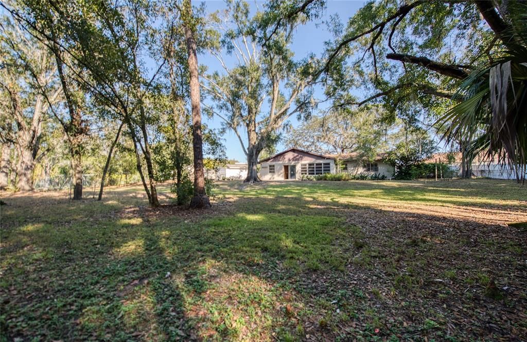 For Sale: $445,000 (5 beds, 2 baths, 1685 Square Feet)