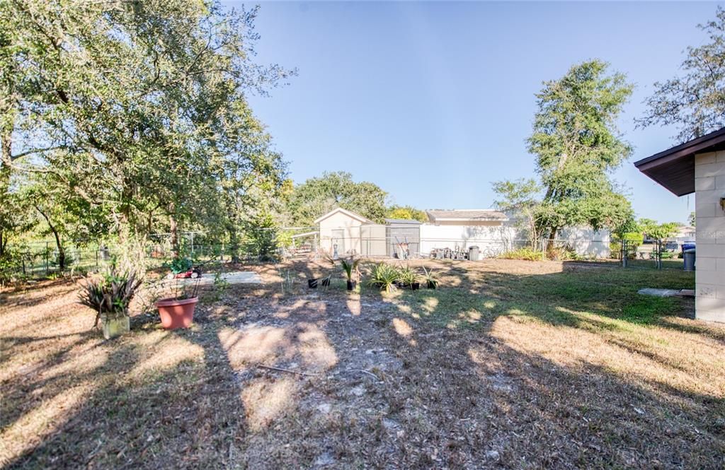 For Sale: $445,000 (5 beds, 2 baths, 1685 Square Feet)