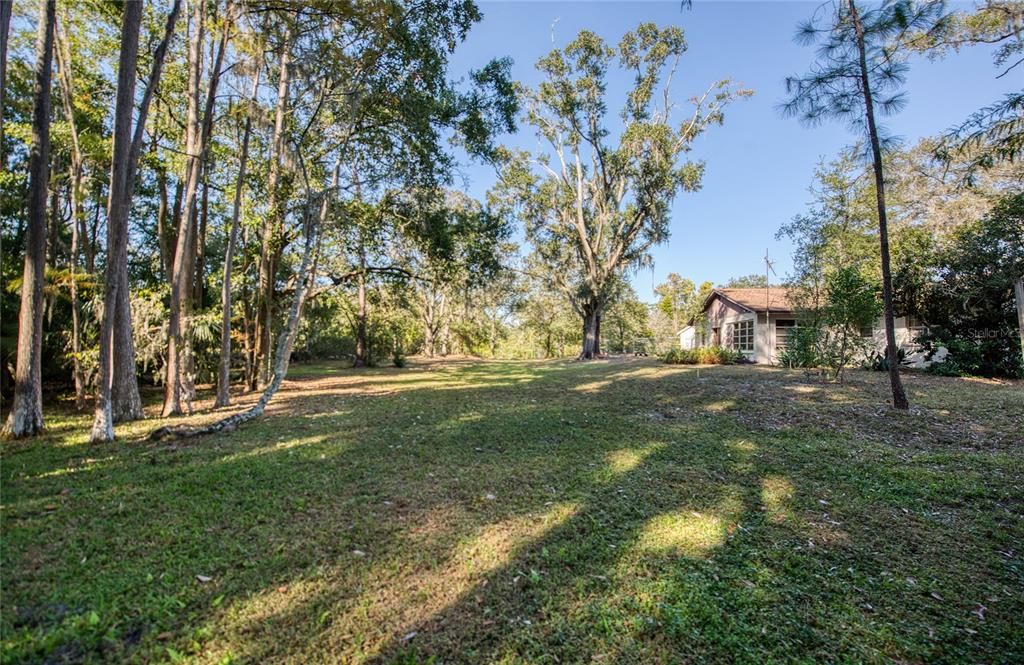 For Sale: $445,000 (5 beds, 2 baths, 1685 Square Feet)