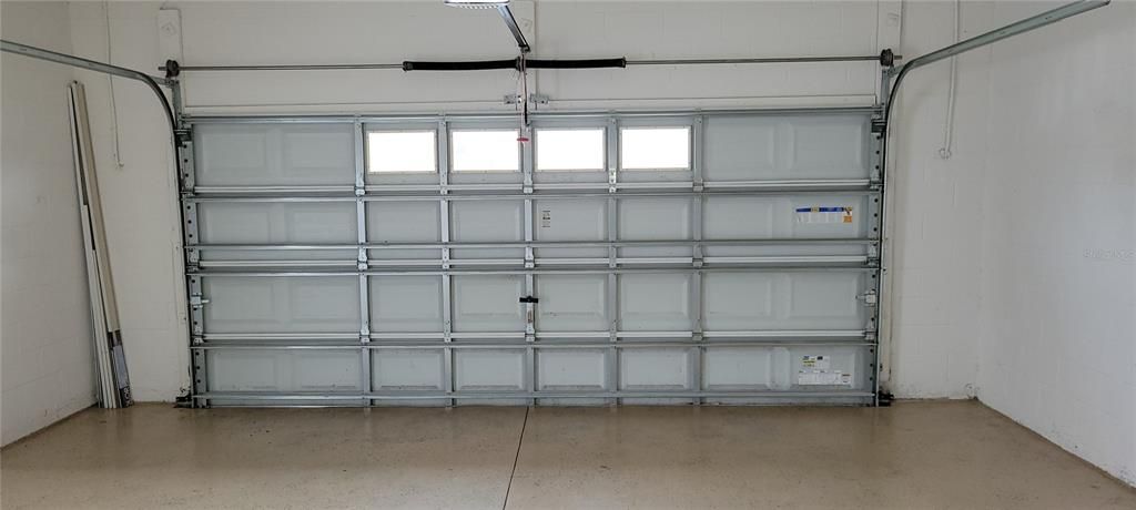 出租: $2,800 (4 贝兹, 2 浴室, 2585 平方英尺)