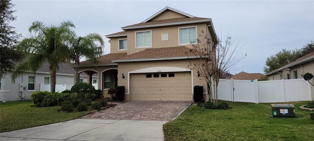 出租: $2,800 (4 贝兹, 2 浴室, 2585 平方英尺)