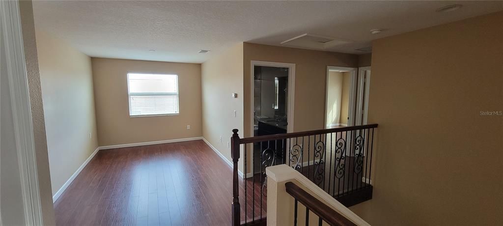 出租: $2,800 (4 贝兹, 2 浴室, 2585 平方英尺)