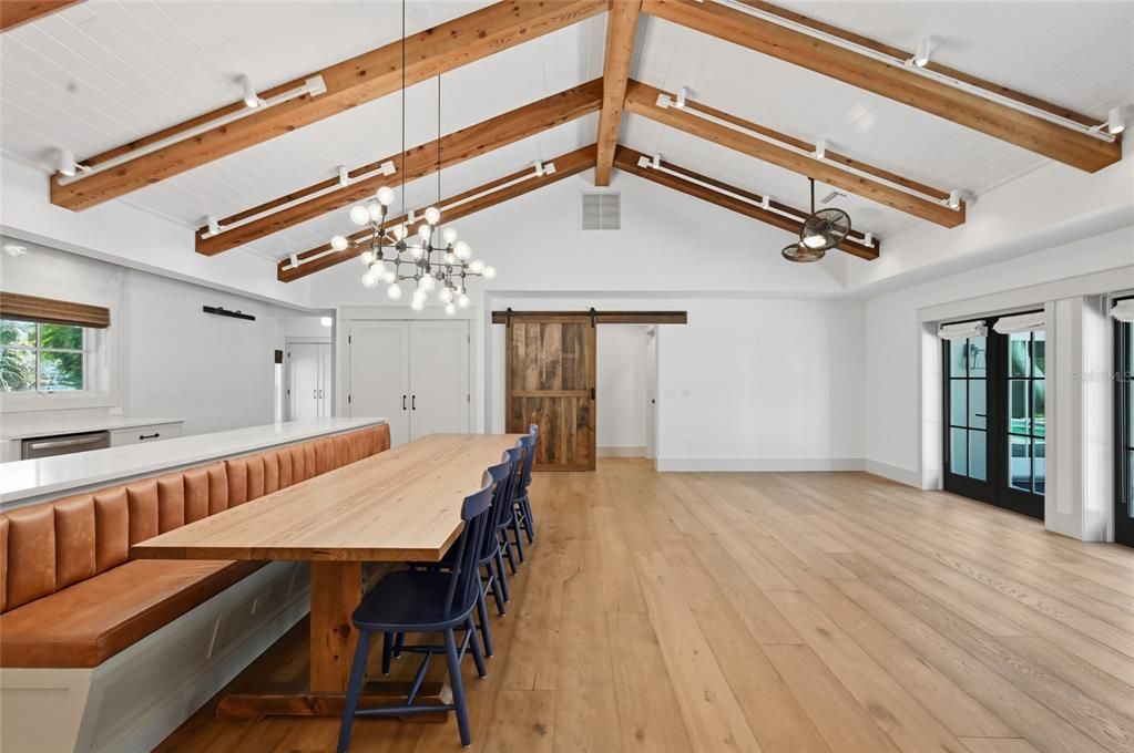 For Sale: $2,095,000 (3 beds, 3 baths, 1905 Square Feet)