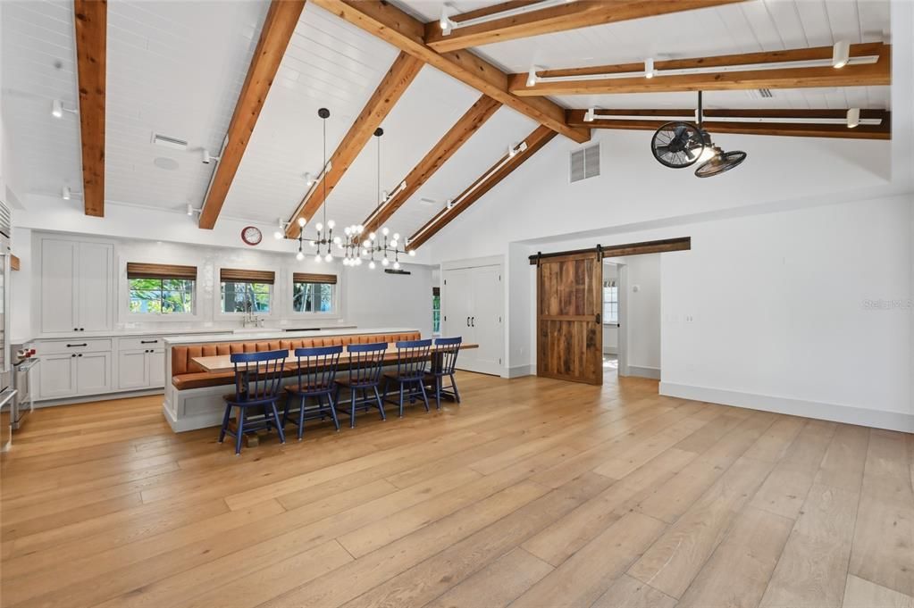 For Sale: $2,095,000 (3 beds, 3 baths, 1905 Square Feet)