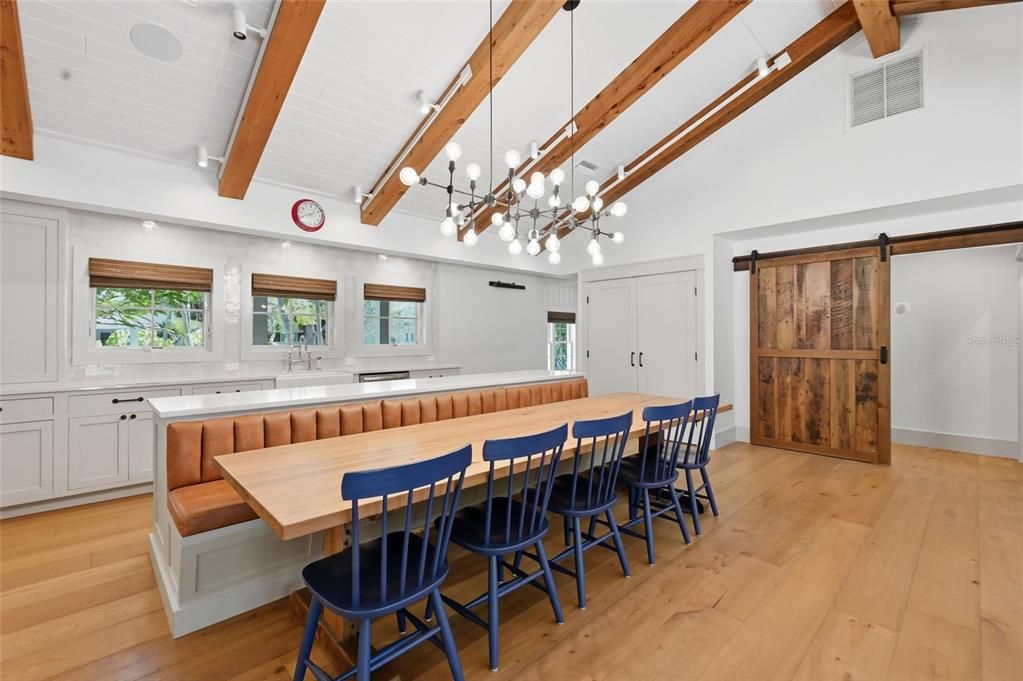 For Sale: $2,095,000 (3 beds, 3 baths, 1905 Square Feet)