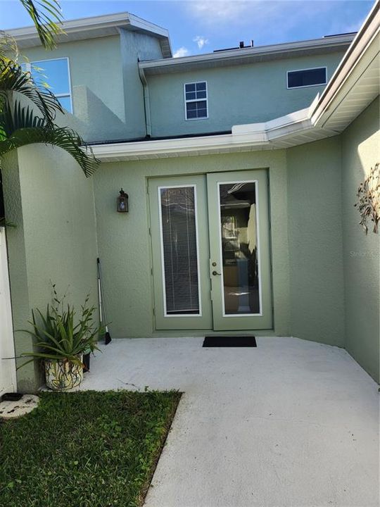 For Sale: $414,999 (3 beds, 2 baths, 1461 Square Feet)