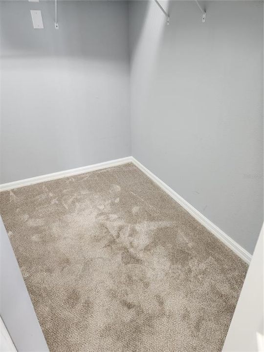 For Sale: $414,999 (3 beds, 2 baths, 1461 Square Feet)