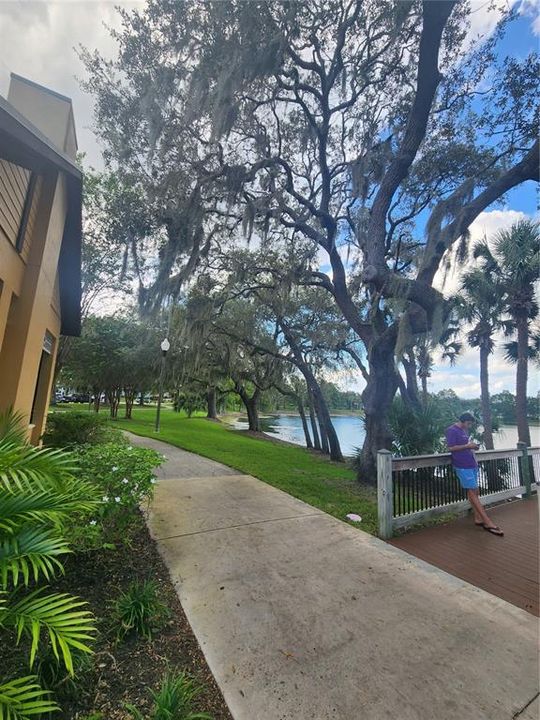 For Sale: $414,999 (3 beds, 2 baths, 1461 Square Feet)