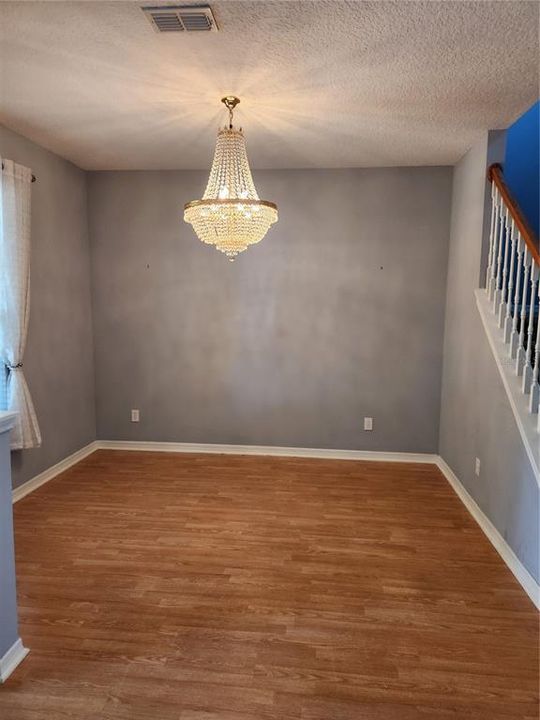 For Sale: $414,999 (3 beds, 2 baths, 1461 Square Feet)