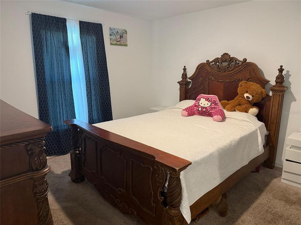 For Sale: $260,000 (3 beds, 2 baths, 1240 Square Feet)