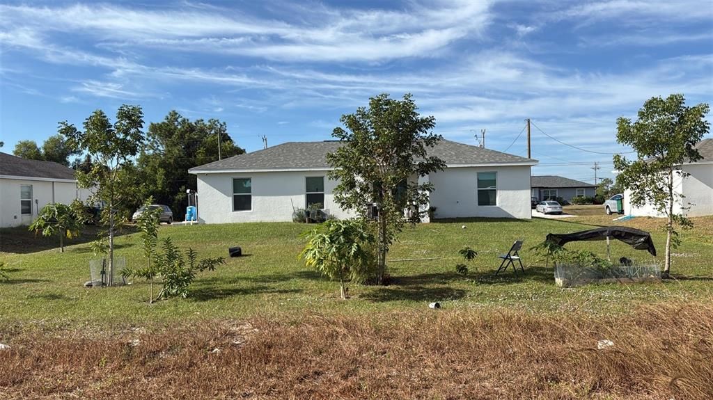 For Sale: $260,000 (3 beds, 2 baths, 1240 Square Feet)