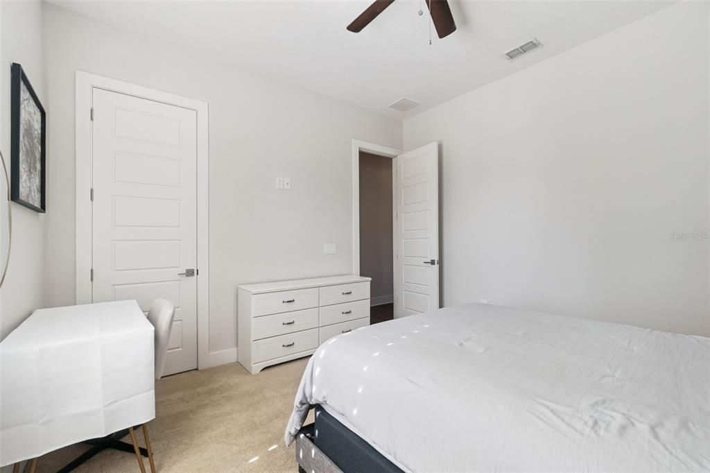 На продажу: $999,000 (3 спален, 3 ванн, 3312 Квадратных фут)