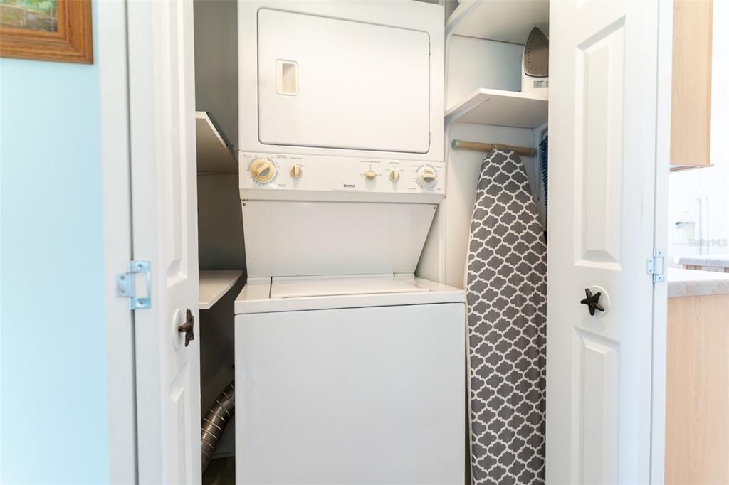 For Sale: $195,000 (3 beds, 2 baths, 1152 Square Feet)