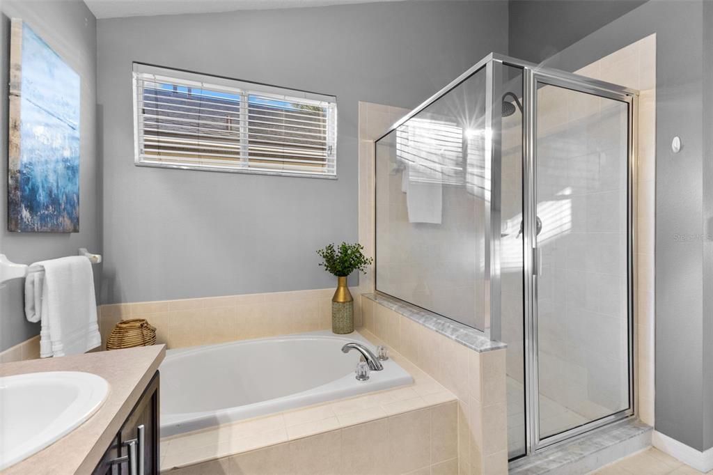 For Sale: $469,950 (3 beds, 2 baths, 2145 Square Feet)