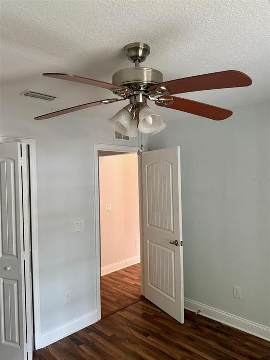 Active With Contract: $519,000 (3 beds, 2 baths, 1632 Square Feet)