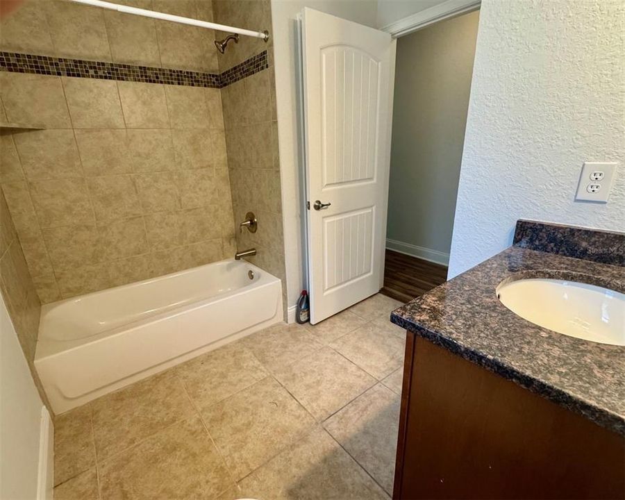 Active With Contract: $519,000 (3 beds, 2 baths, 1632 Square Feet)