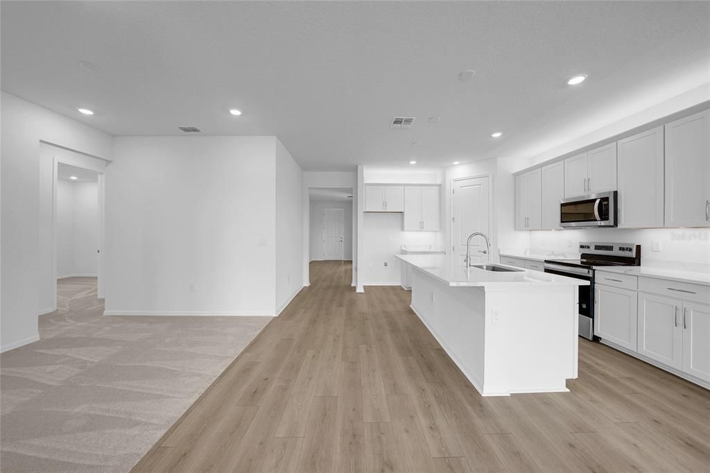 For Sale: $457,338 (4 beds, 3 baths, 2111 Square Feet)