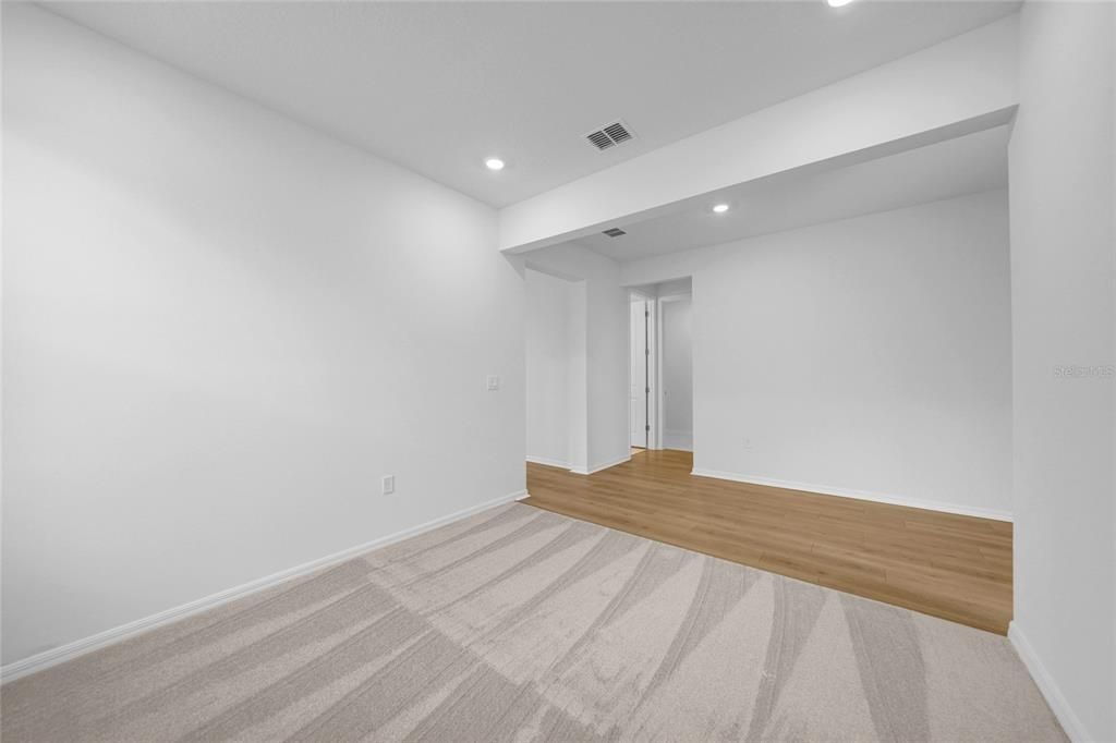 For Sale: $457,338 (4 beds, 3 baths, 2111 Square Feet)