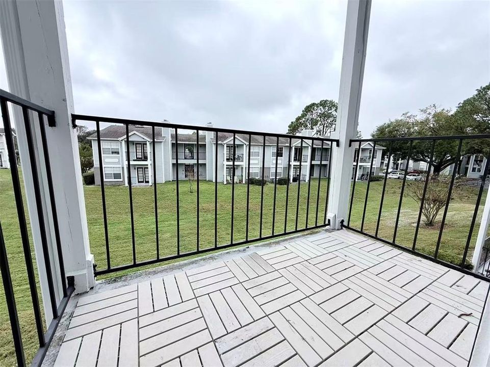 待售: $179,990 (1 贝兹, 1 浴室, 650 平方英尺)