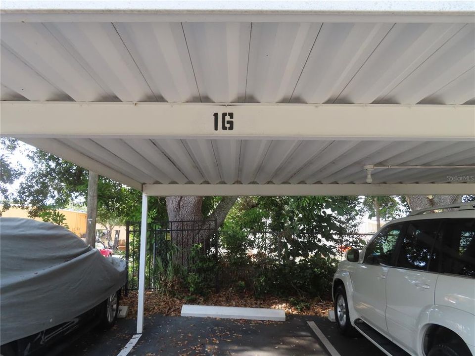 На продажу: $112,900 (2 спален, 2 ванн, 917 Квадратных фут)