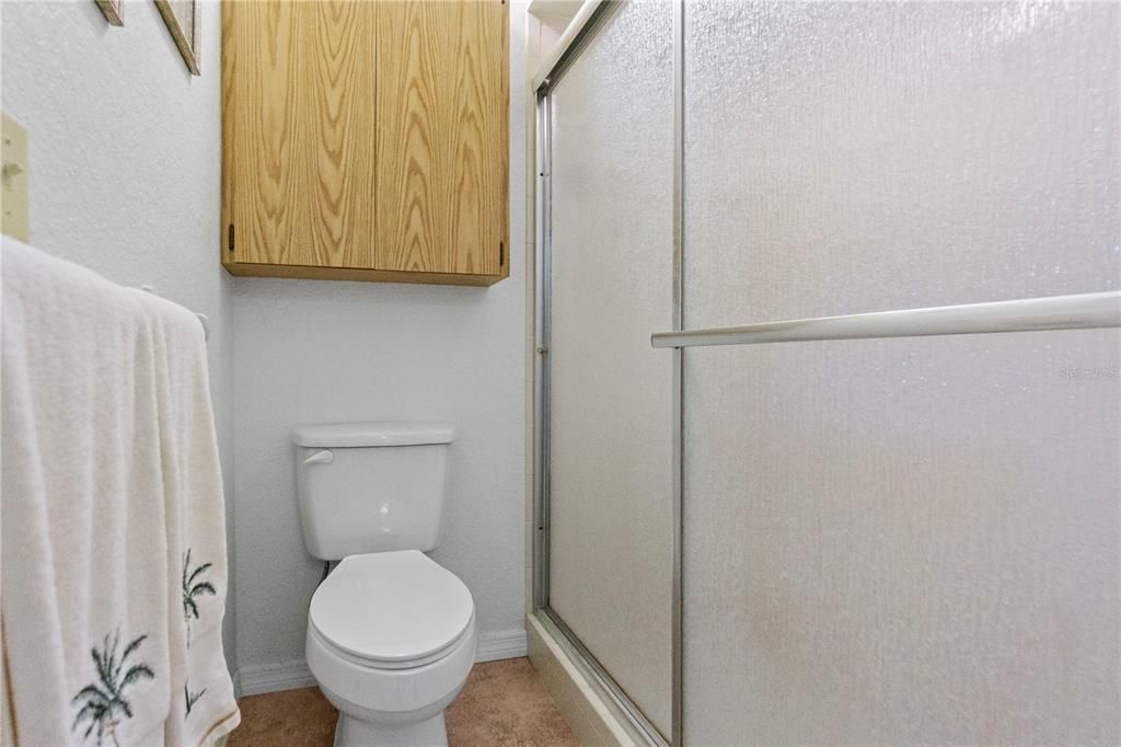 На продажу: $200,000 (2 спален, 2 ванн, 930 Квадратных фут)