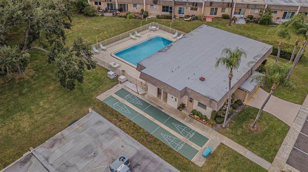 На продажу: $200,000 (2 спален, 2 ванн, 930 Квадратных фут)