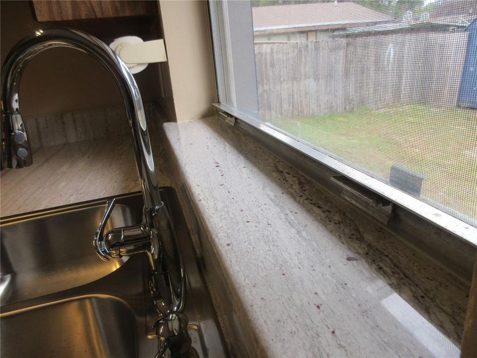 En Venta: $166,700 (3 camas, 1 baños, 1068 Pies cuadrados)