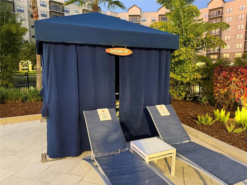 For Sale: $304,000 (2 beds, 2 baths, 1265 Square Feet)