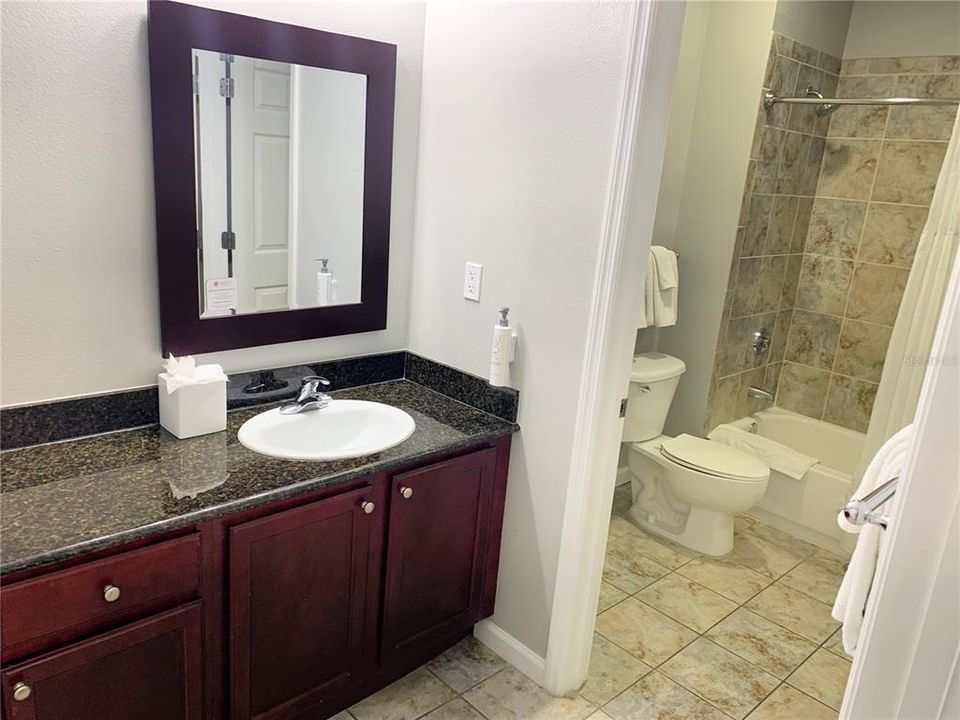 For Sale: $304,000 (2 beds, 2 baths, 1265 Square Feet)