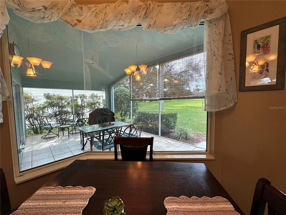 En Venta: $325,000 (3 camas, 2 baños, 1963 Pies cuadrados)