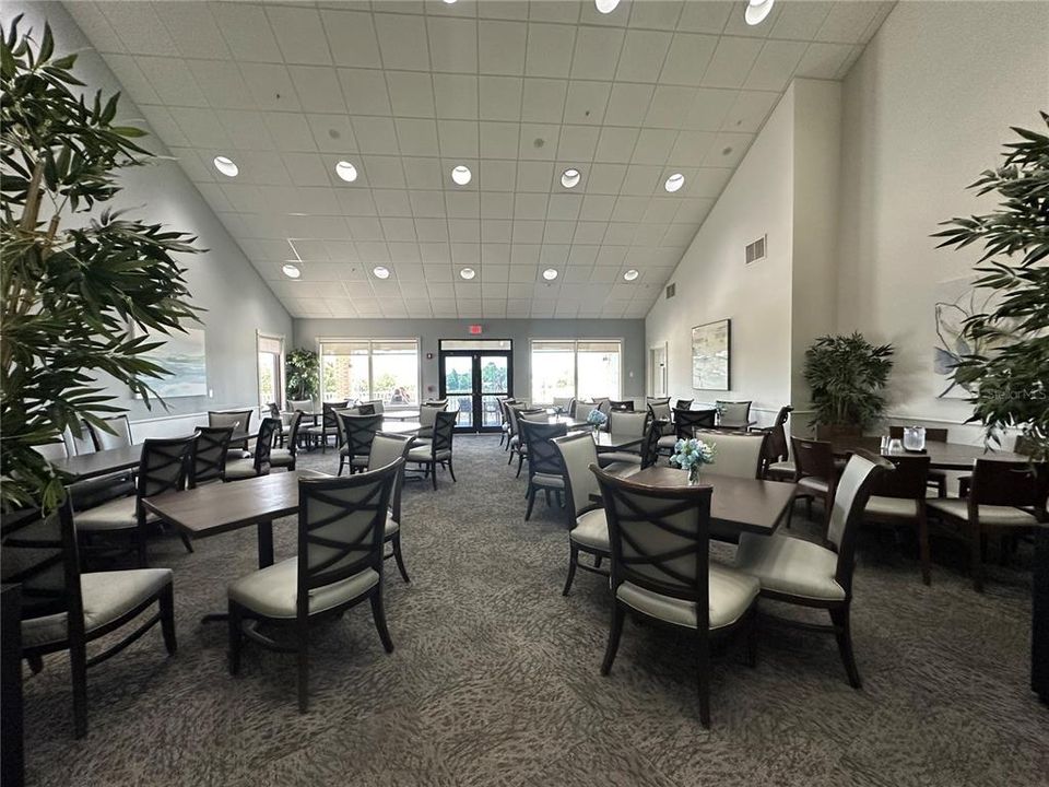 En Venta: $325,000 (3 camas, 2 baños, 1963 Pies cuadrados)