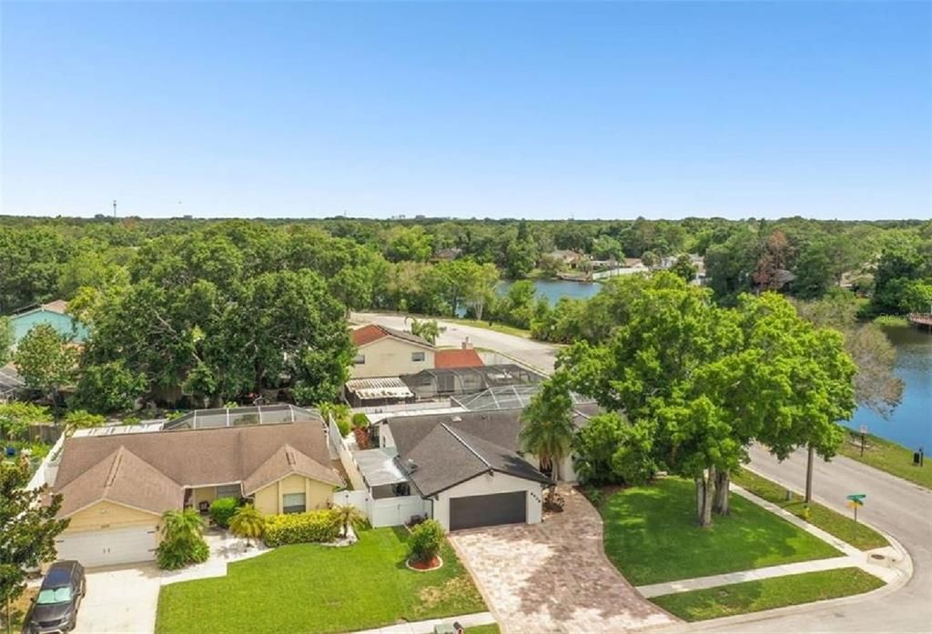 На продажу: $540,000 (4 спален, 2 ванн, 1763 Квадратных фут)