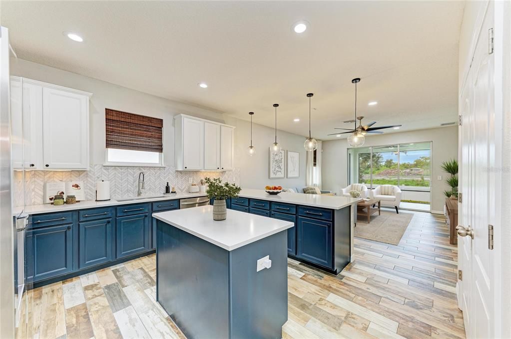 For Sale: $547,000 (4 beds, 2 baths, 2898 Square Feet)