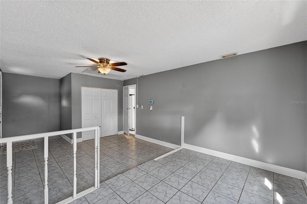 For Sale: $245,000 (3 beds, 2 baths, 1400 Square Feet)