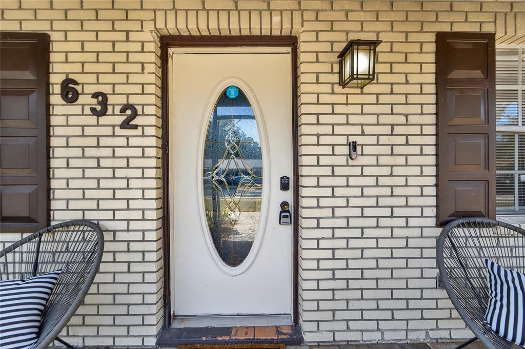 For Sale: $245,000 (3 beds, 2 baths, 1400 Square Feet)