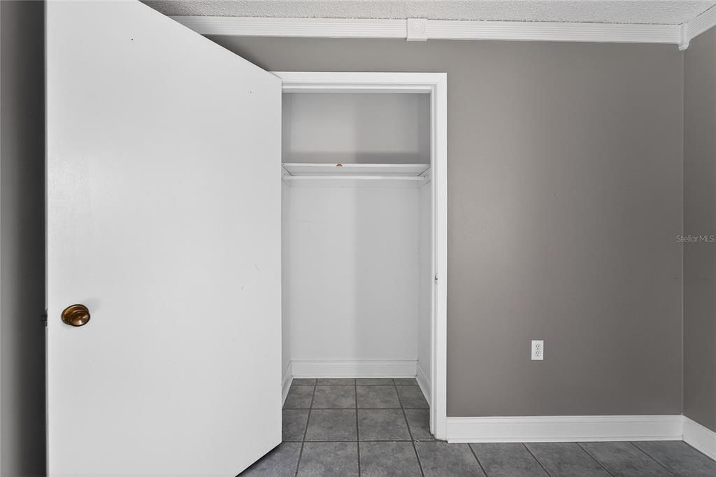 For Sale: $245,000 (3 beds, 2 baths, 1400 Square Feet)