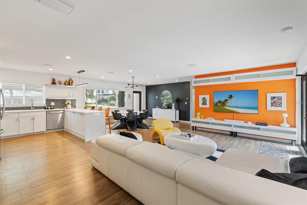 待售: $895,000 (3 贝兹, 2 浴室, 1542 平方英尺)