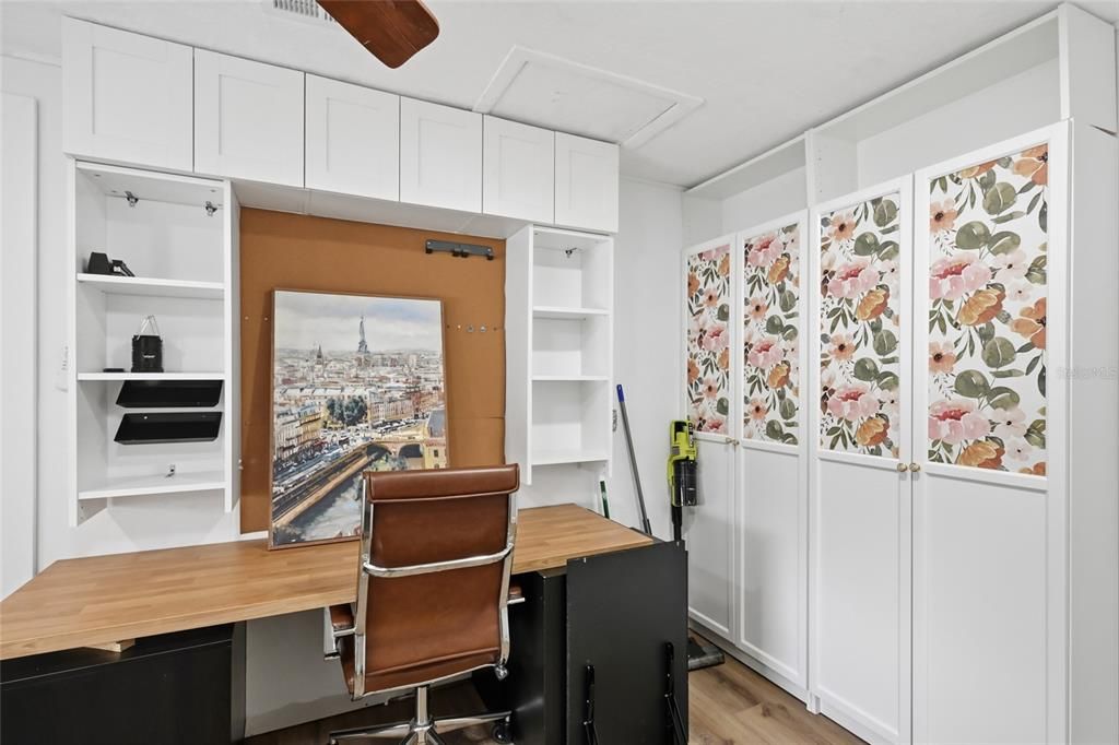 For Sale: $525,000 (3 beds, 2 baths, 1560 Square Feet)