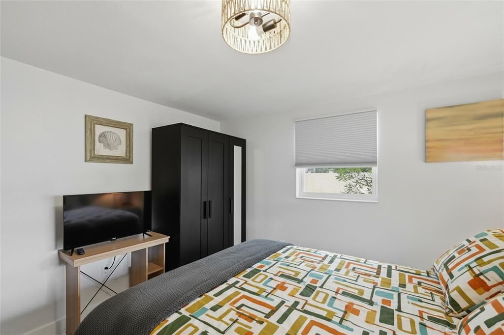 For Sale: $525,000 (3 beds, 2 baths, 1560 Square Feet)