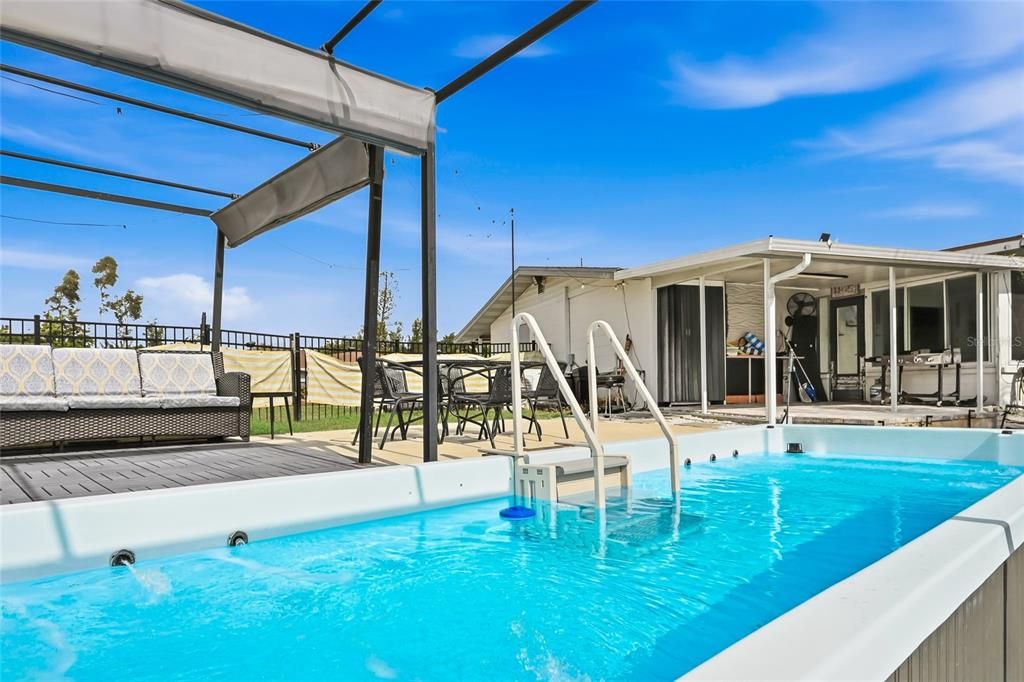 For Sale: $525,000 (3 beds, 2 baths, 1560 Square Feet)