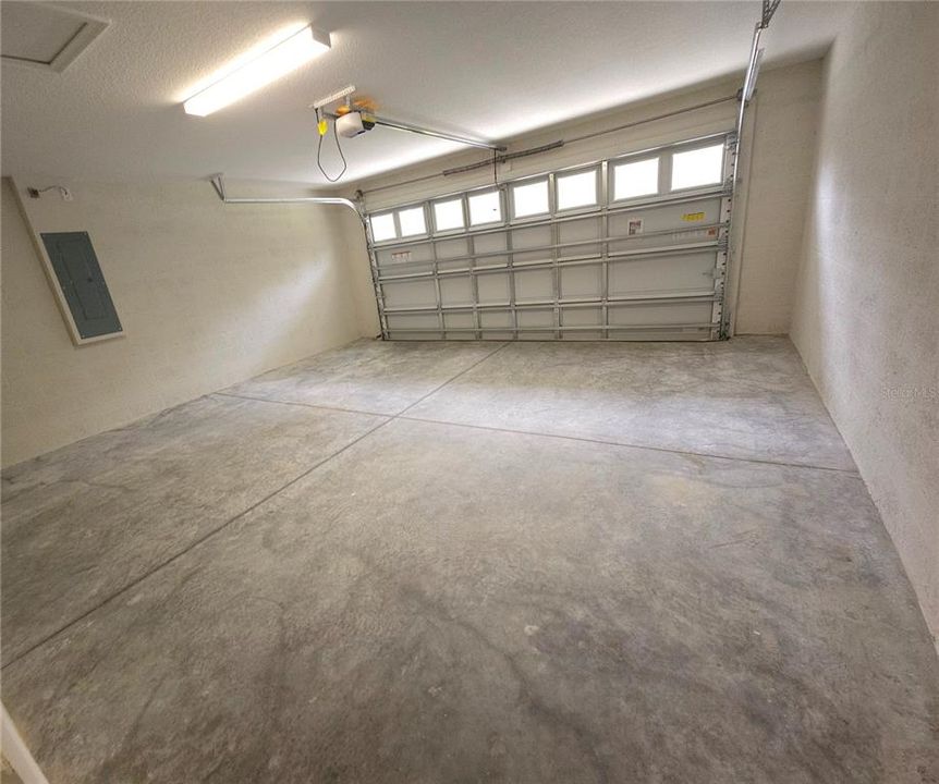 For Rent: $1,850 (3 beds, 2 baths, 1453 Square Feet)