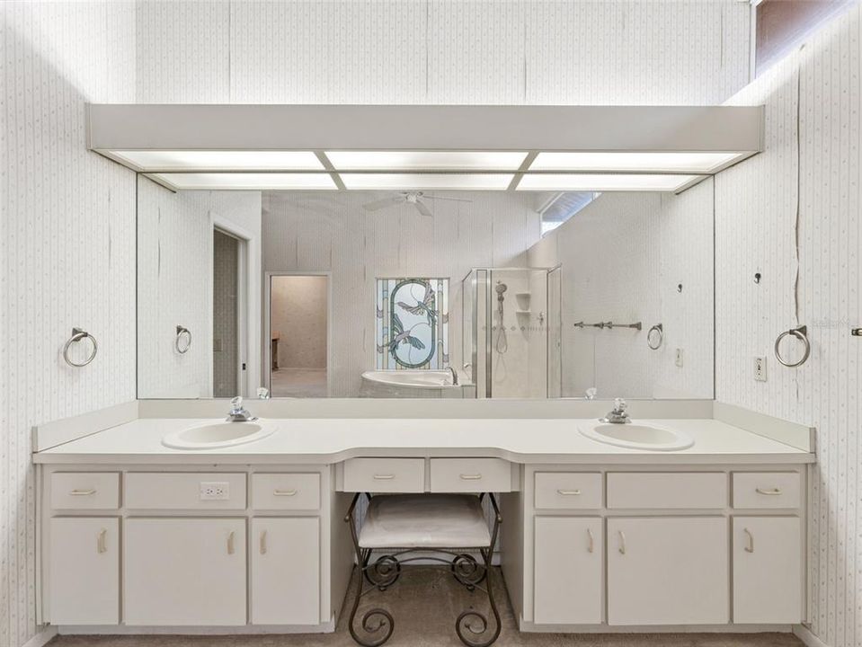 En Venta: $525,000 (3 camas, 3 baños, 2848 Pies cuadrados)