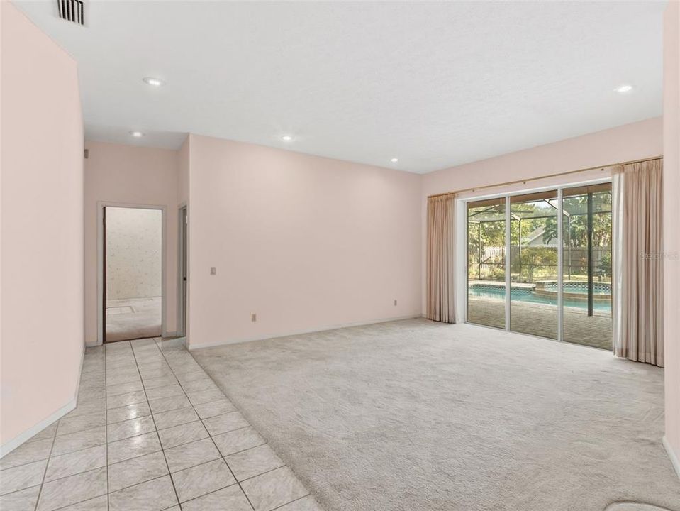 En Venta: $525,000 (3 camas, 3 baños, 2848 Pies cuadrados)