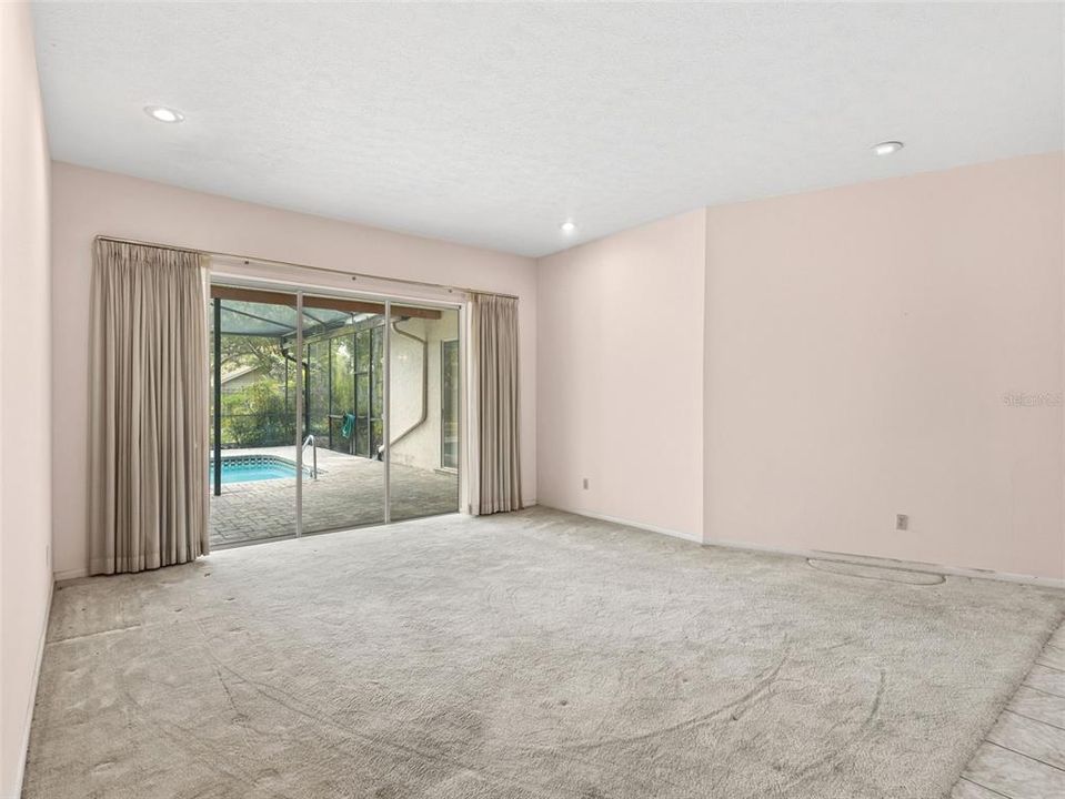 En Venta: $525,000 (3 camas, 3 baños, 2848 Pies cuadrados)