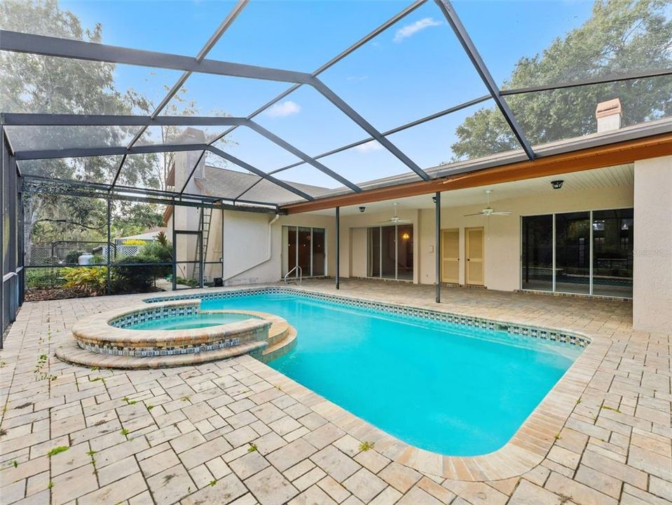 En Venta: $525,000 (3 camas, 3 baños, 2848 Pies cuadrados)