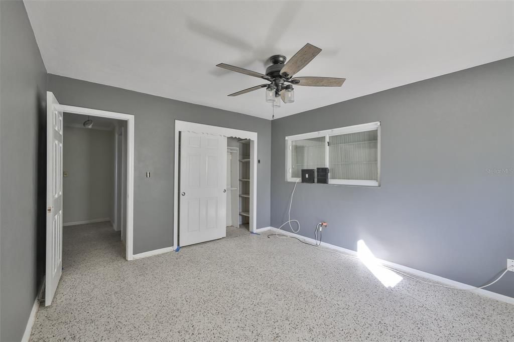 For Sale: $849,000 (3 beds, 2 baths, 1737 Square Feet)