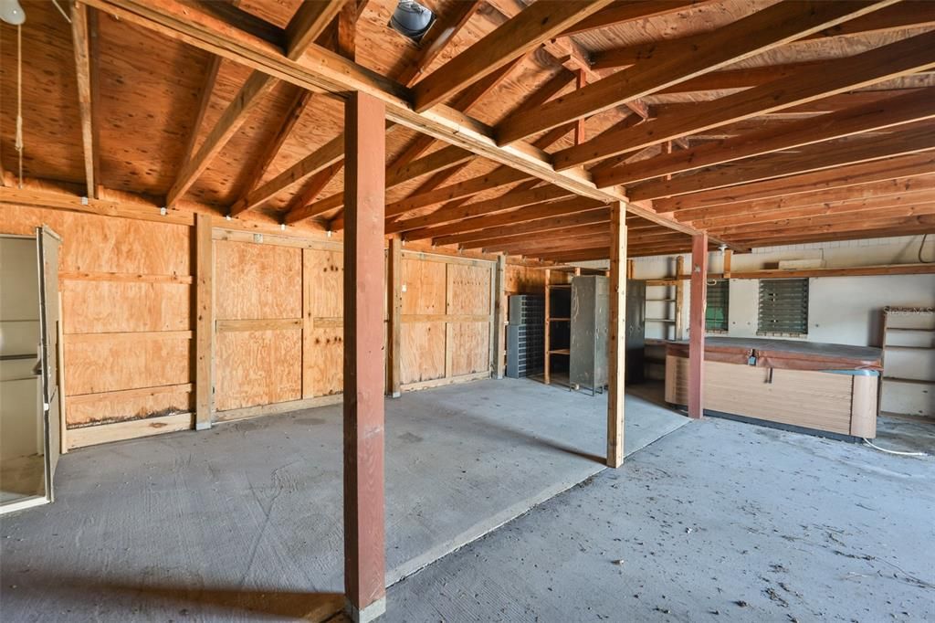 For Sale: $849,000 (3 beds, 2 baths, 1737 Square Feet)