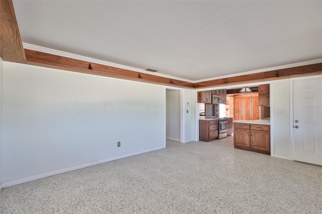 For Sale: $849,000 (3 beds, 2 baths, 1737 Square Feet)